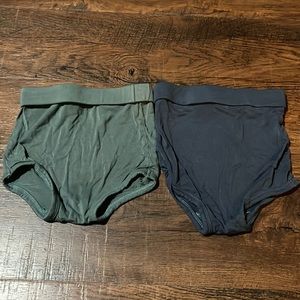 Kate quinn bloomers